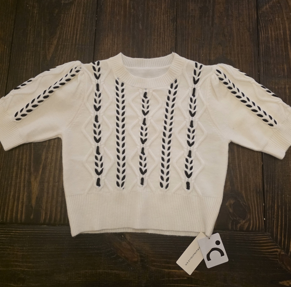 Commense White Sweater with Black Detailing